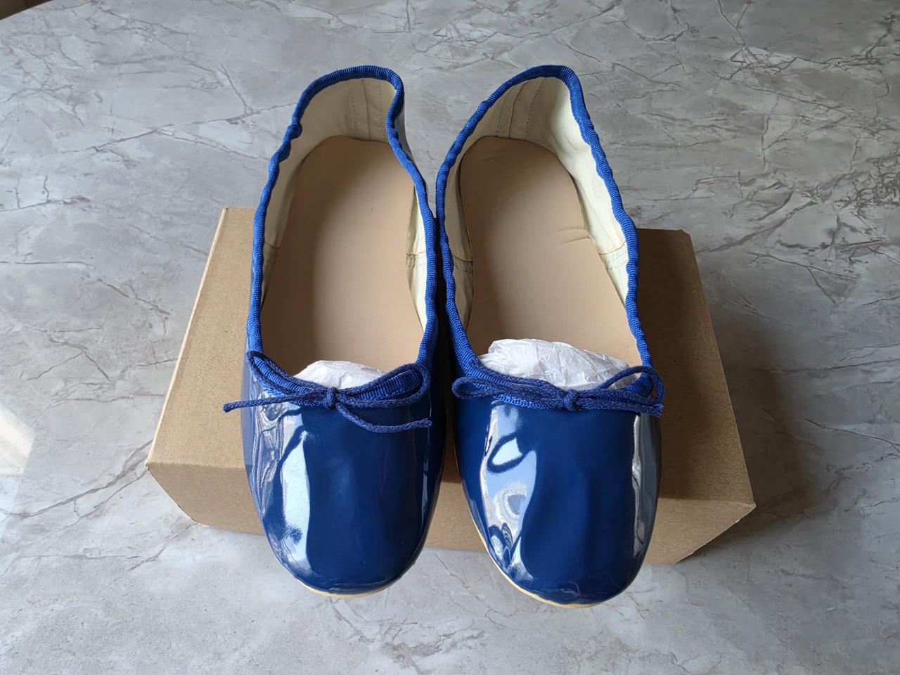 새상품) 에나멜플랫슈즈 245사이즈