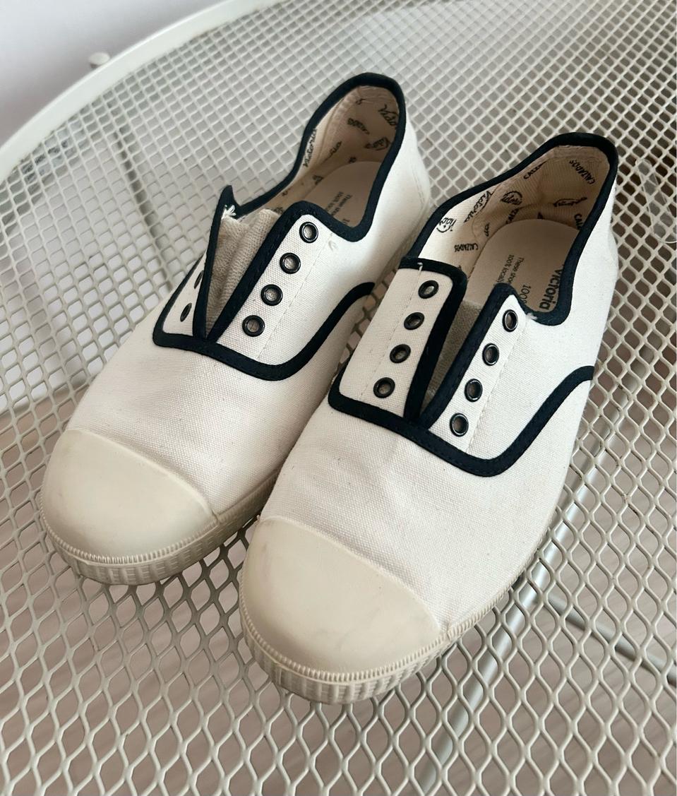 빅토리아 심플 단화 240