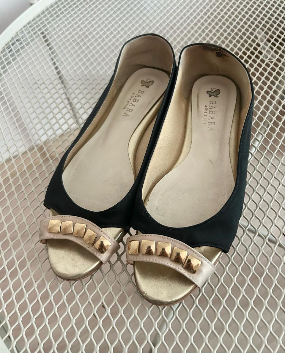 바바라 새틴 블랙 플랫