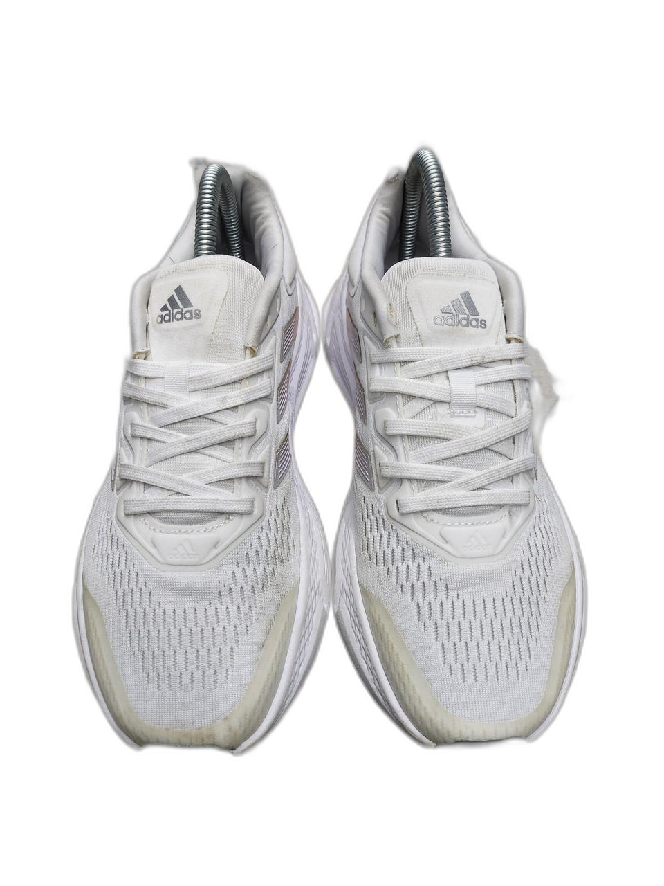 아디다스 퀘스타 스니커즈 250mm