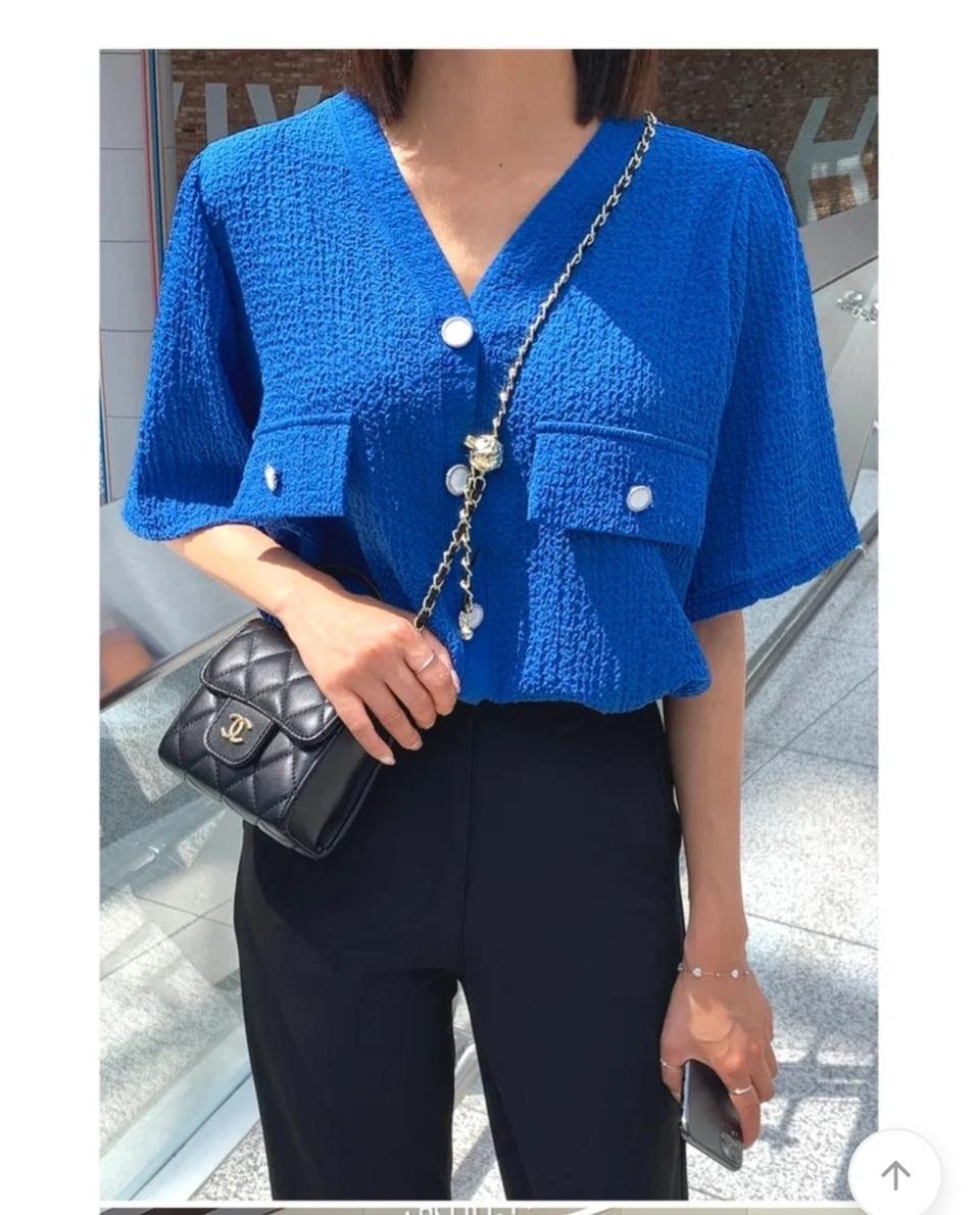 파란색 지지미 반팔블라우스