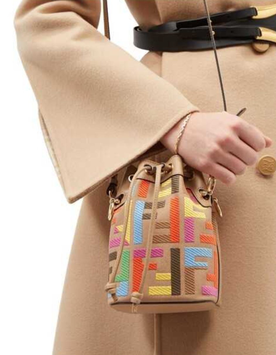 (정품) 펜디 몬트레조 멀티컬러 FF캔버스 미니 백