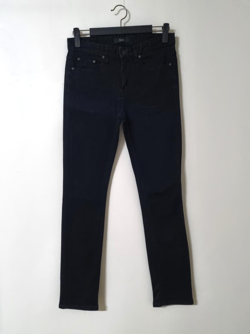 32)플랙진 가죽패치 재팬 슬림 스트레이트 스판 블랙 일자청바지