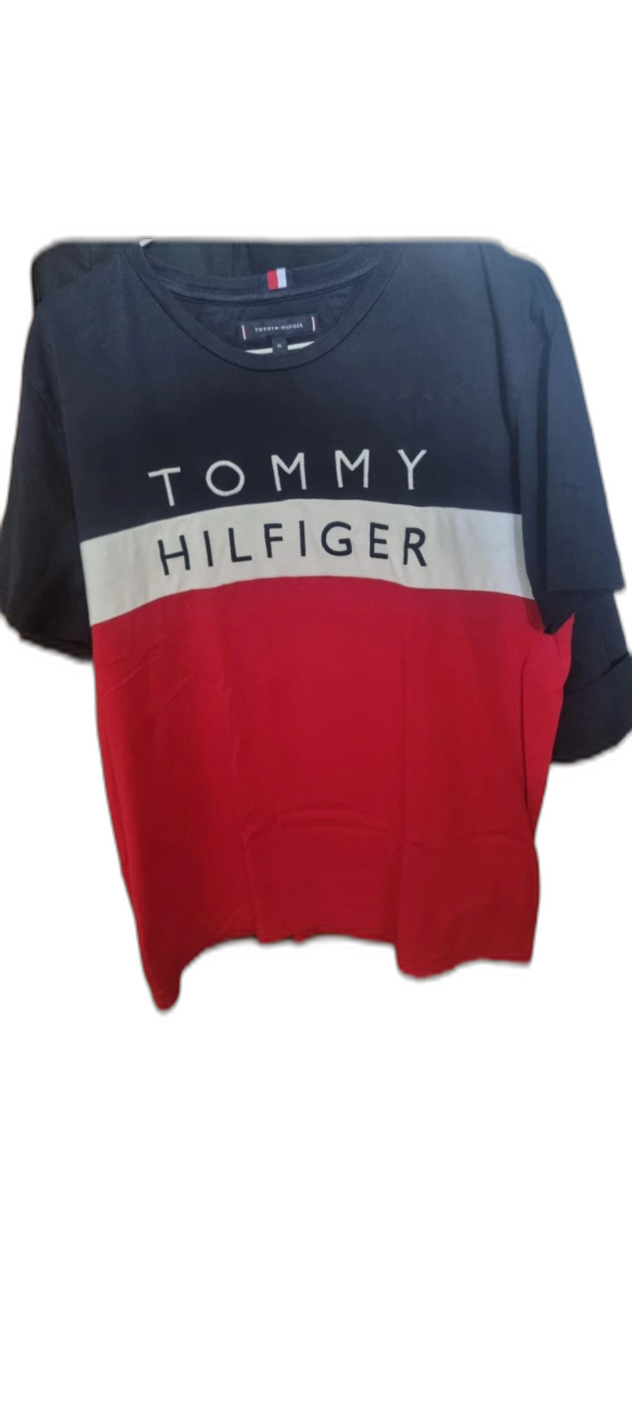 타미힐피거 반팔티.   L
