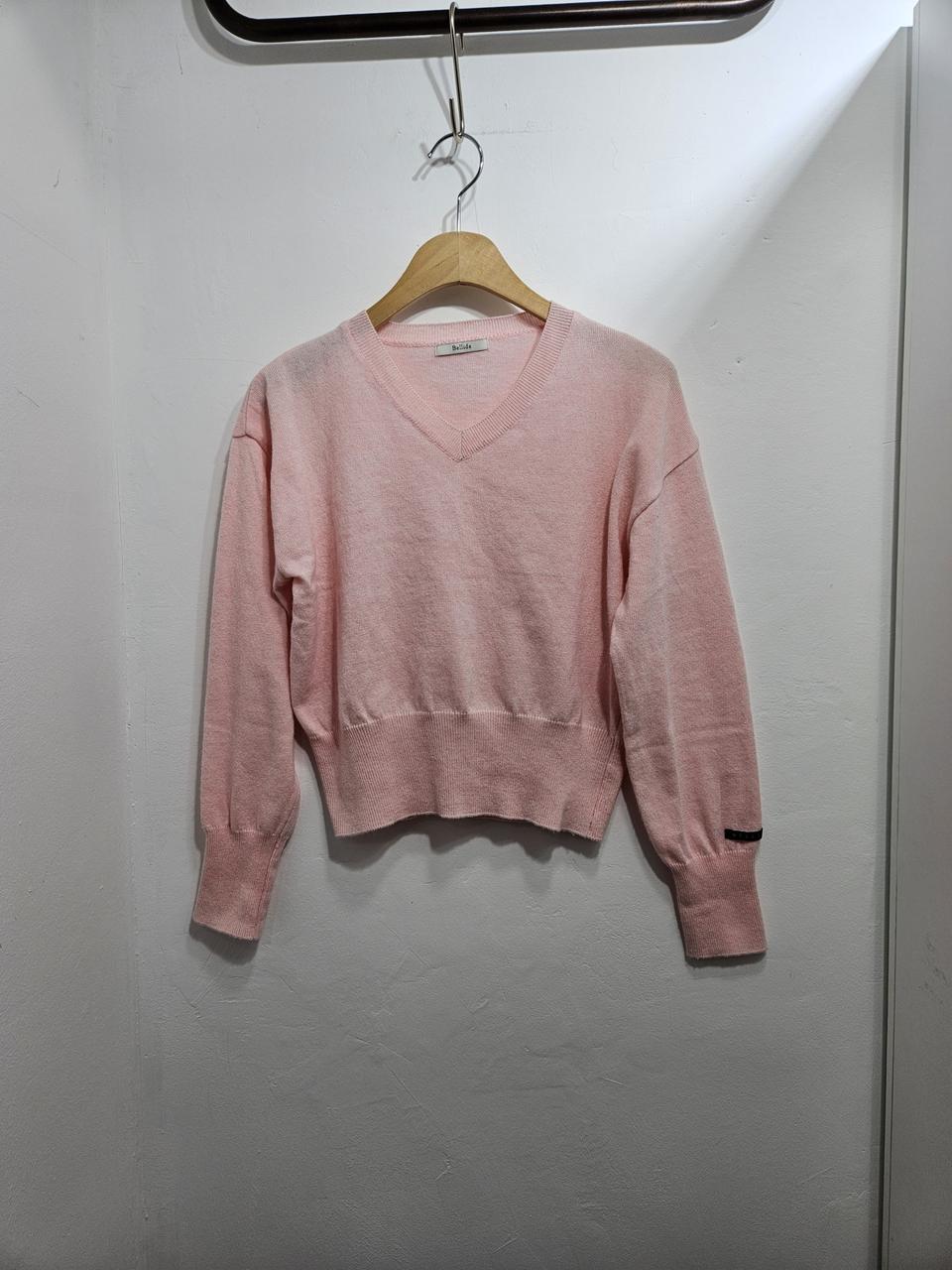 벨리드 브이넥 니트