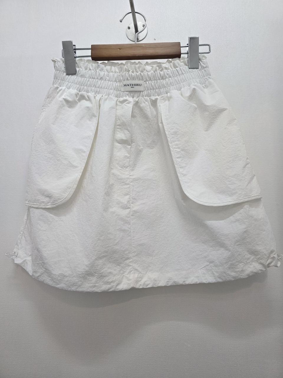 마티에화이트스커트