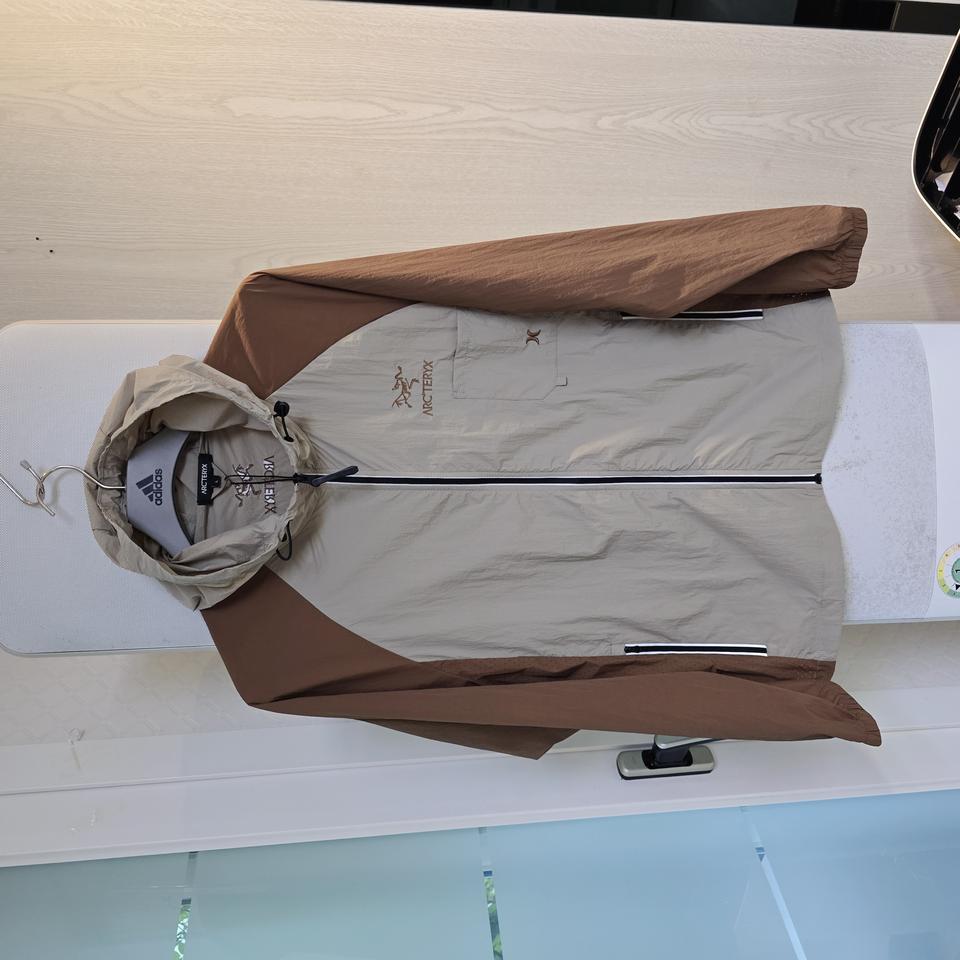  [ARC'TERYX] 아크테릭스 윈드쉘 바람막이 자켓