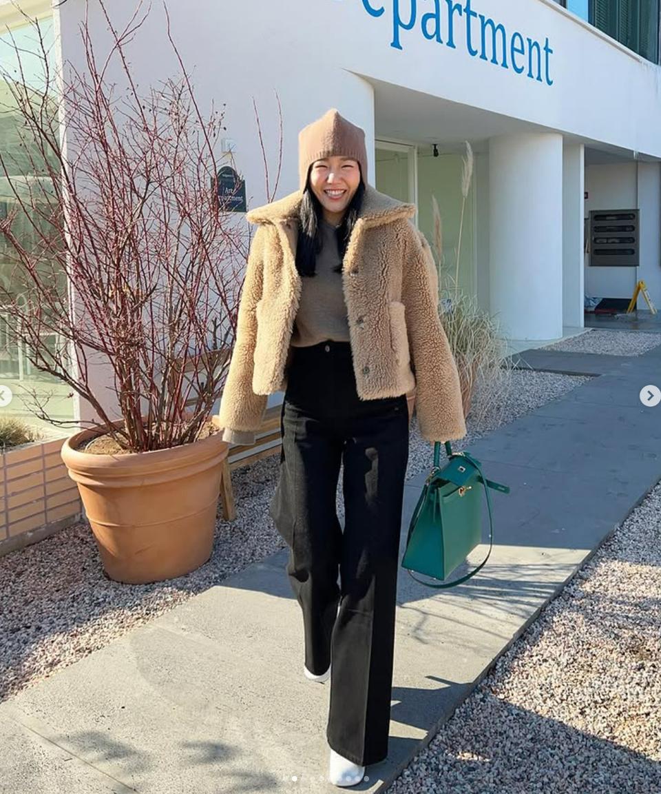 매니모어몽 하이웨이스트 블랙팬츠