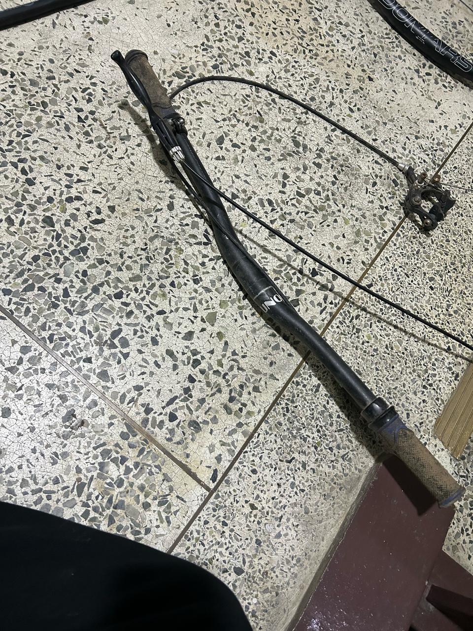 우노 픽시 자전거 라이저바 급처