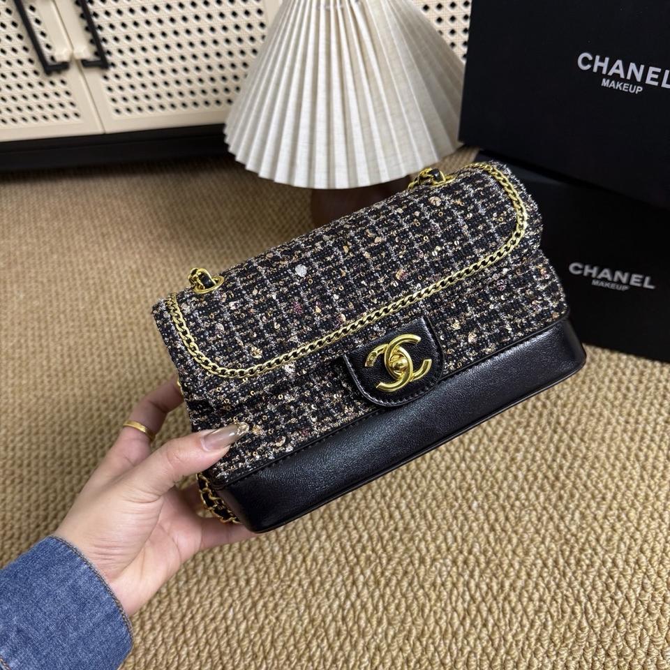 샤넬VIC 리미티드 러프 트위드 플립 커버백 블랙