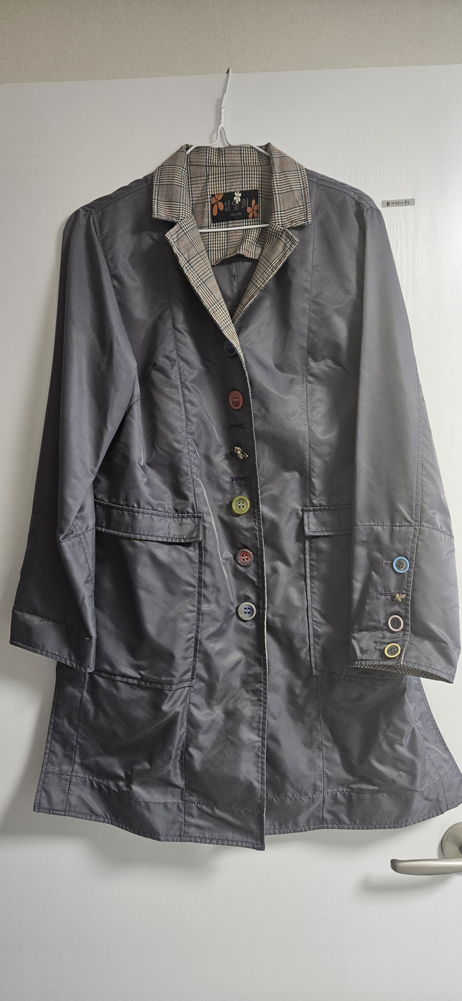 설영희 디자이너의 봄 트렌치 코트