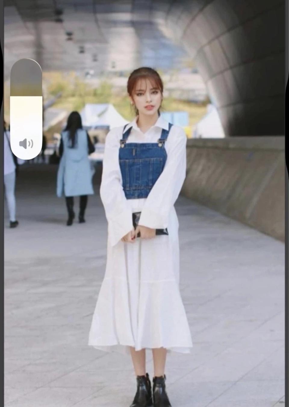 룩앳민 청뷔스티에 화이트 셔츠 원피스 세트