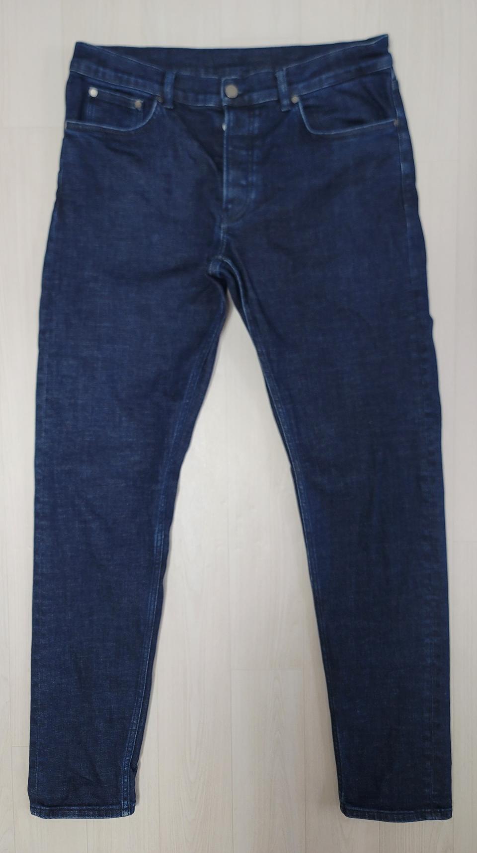 (34)COS 코스 미드라이즈 슬림핏 청바지 판매합니다