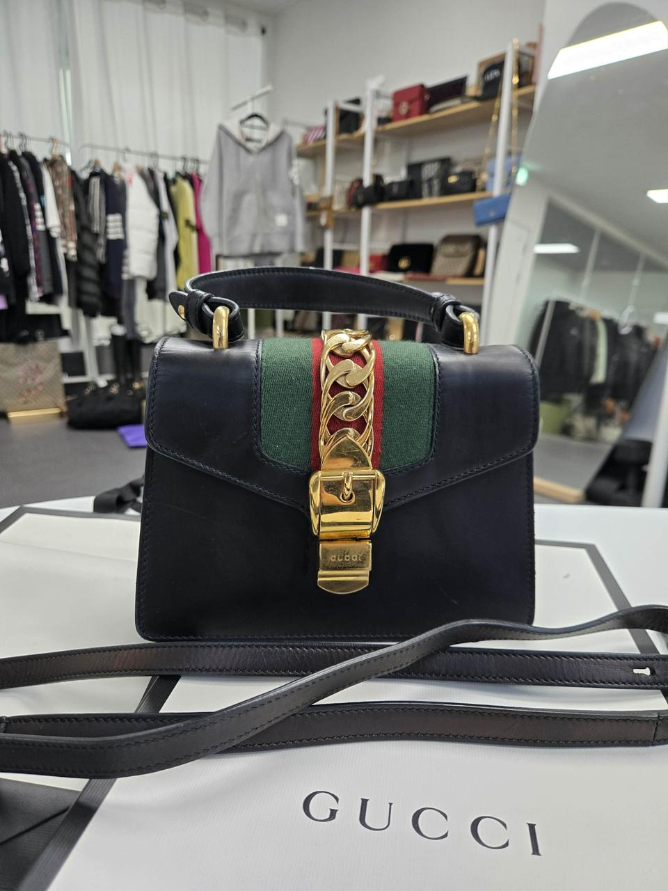 [50%할인] 구찌 실비백