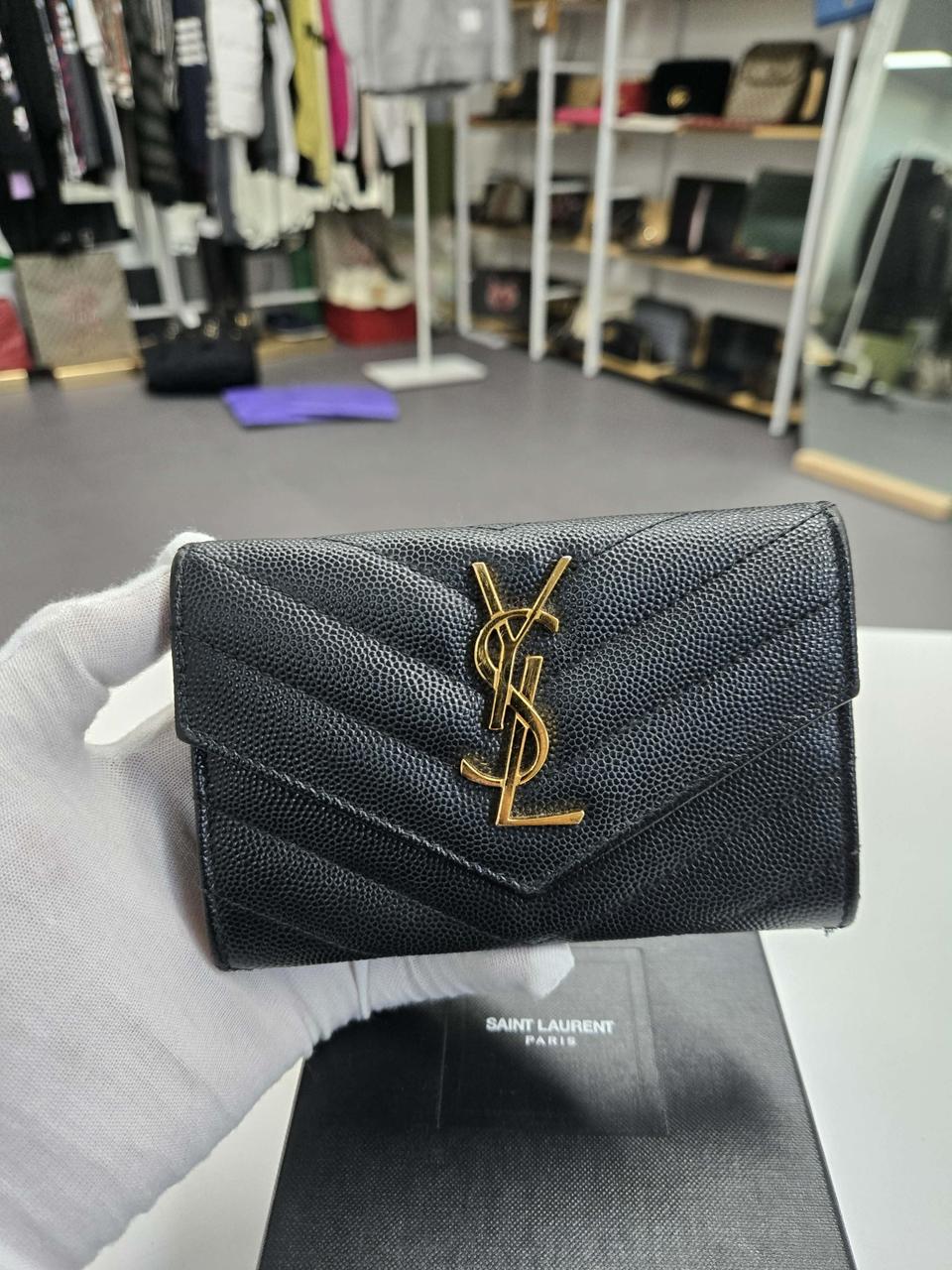 [50%할인] 입생로랑 엔벨로프 반지갑