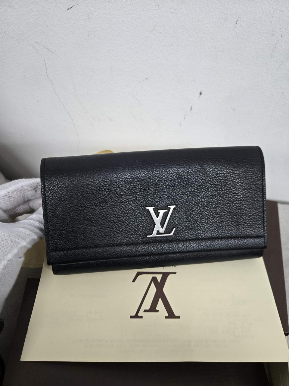 [정품] 루이비통 락미 장지갑