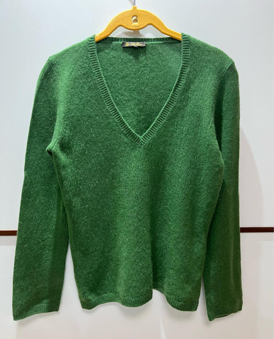 로로피아나 v넥 캐시미어 니트