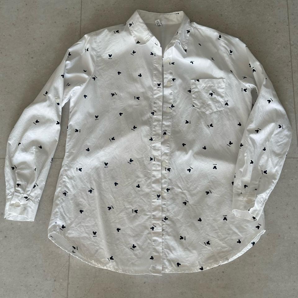 미니마우스 패턴 화이트셔츠