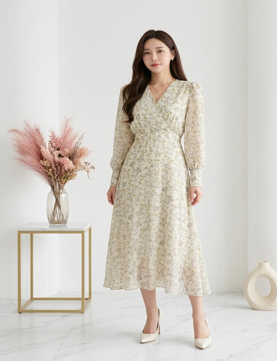 브이넥 잔꽃 플라워 간절기 쉬폰 롱원피스ㅡ무배