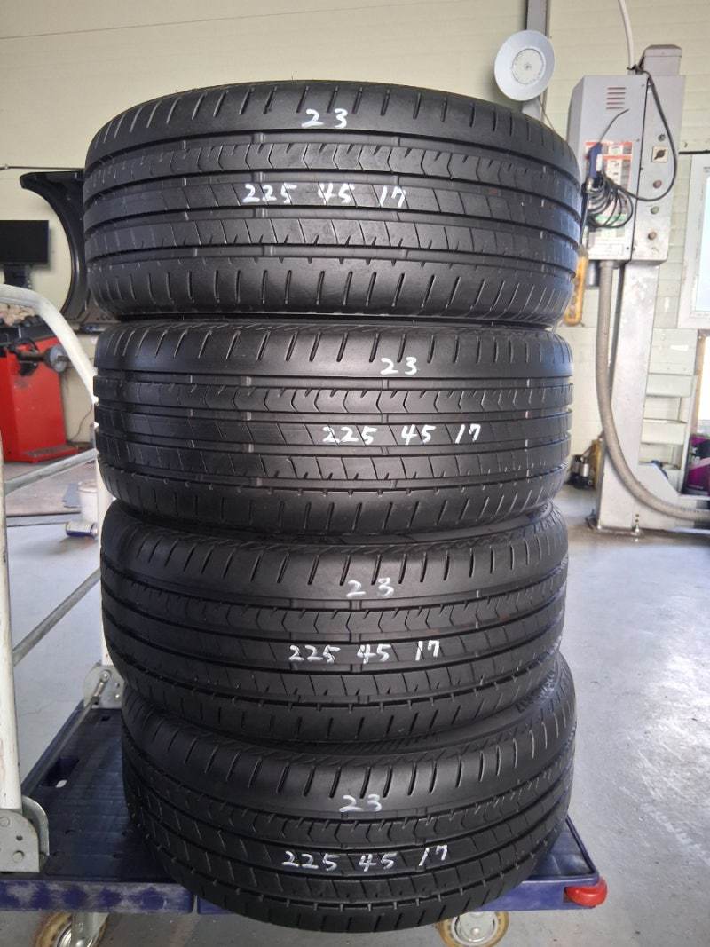 브릿지스톤23년 (90%정도급) 2254517중고타이어 (한대분)