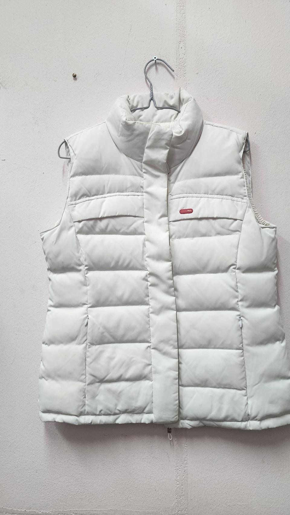 FILA 여성패딩조끼