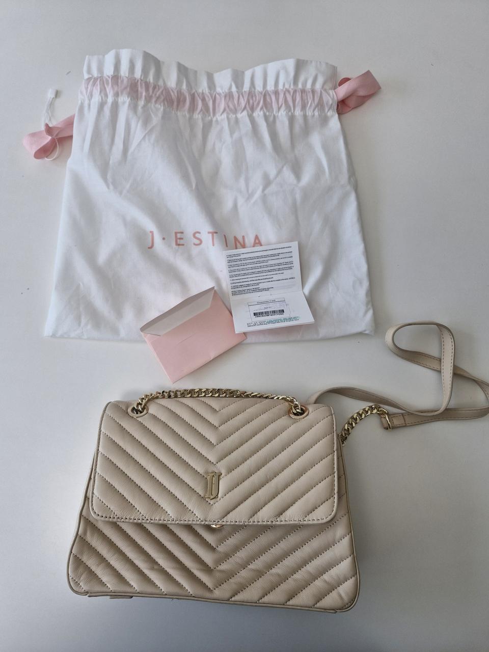 제이에스티나 퀼팅 체인백 베이지