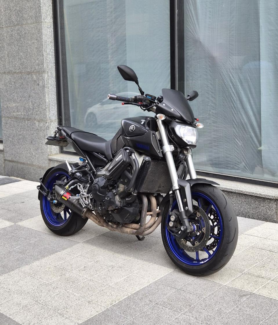 [명의이전] 2014 MT09 아크라 판매합니다.