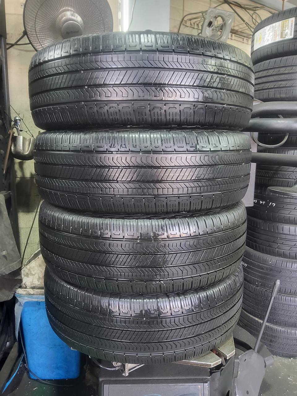235 60 18 컨티넨탈 중고타이어(22년,23년)_선