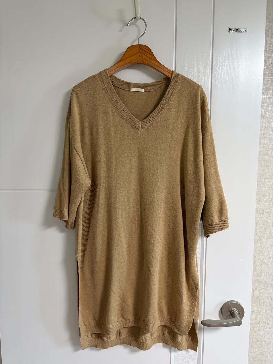 (일본 수입 빈티지)GU 니트 롱 옆트임 반팔 5부 브이넥 L