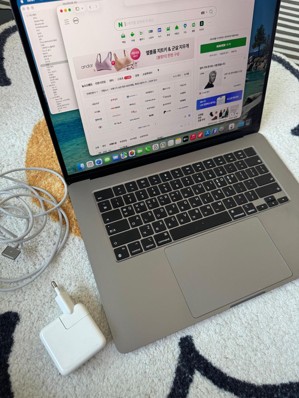 맥북에어 M2 15인치 8GB 256GB 스그 배터리96% S급