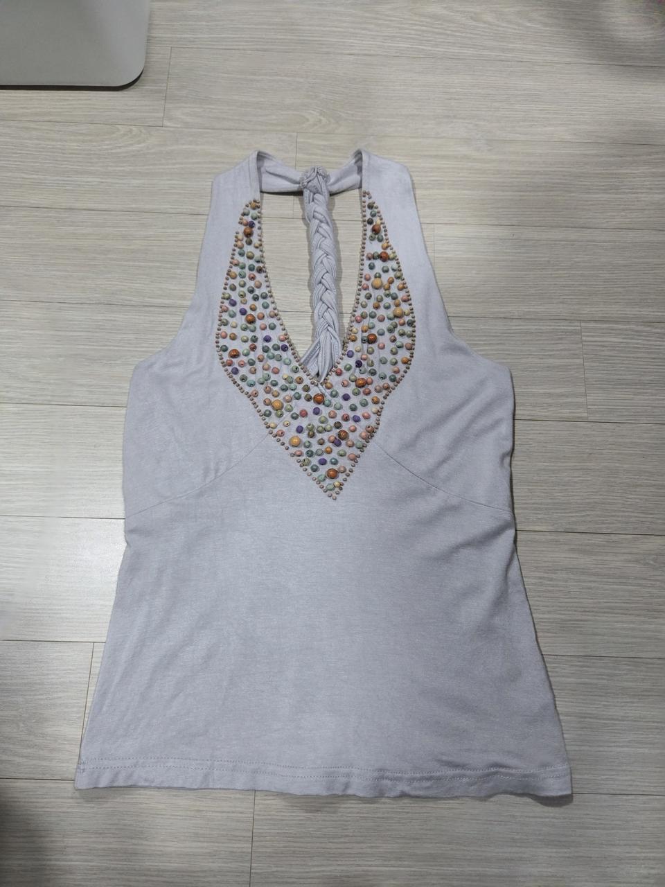 구슬  장식 민소매티 나시