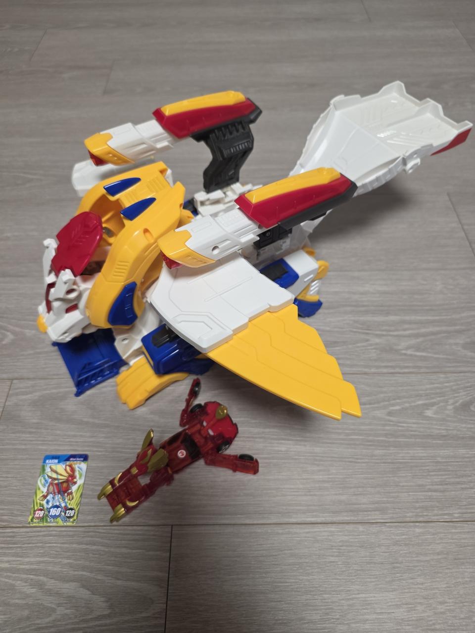 터닝메카드W 윙라이온 (1,2단계 변신 OK)+카이온+메카드1장