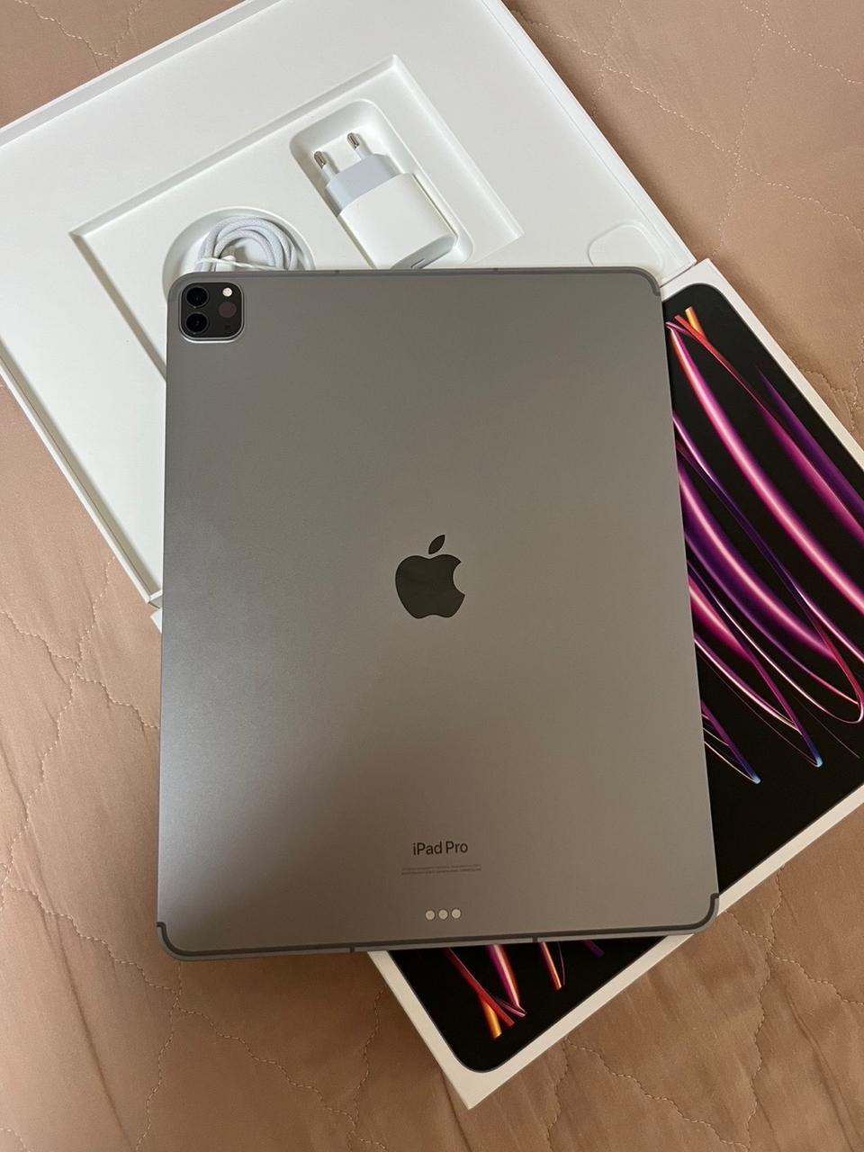 아이패드프로6 12.9 512기가 셀룰러 스그 풀박스