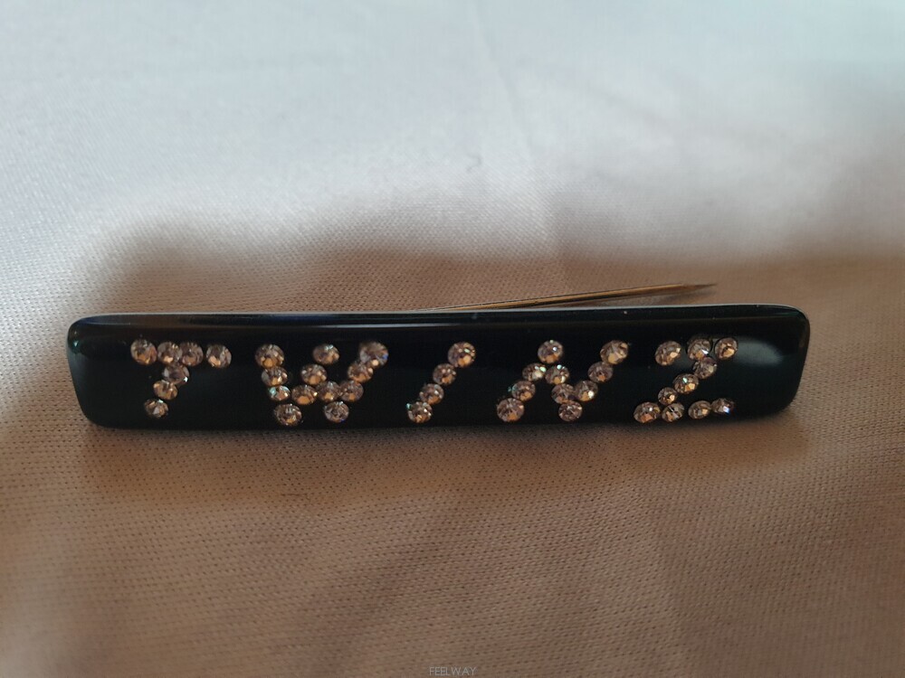 특가세일~수공예 악세사리 브랜드 마리모렐 큐빅장식 핸드메이드 브로치