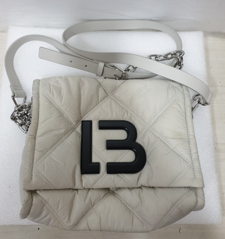 특가세일~스페인 패션브랜드 빔바이롤라(BIMBA Y LOLA정품)메신져 