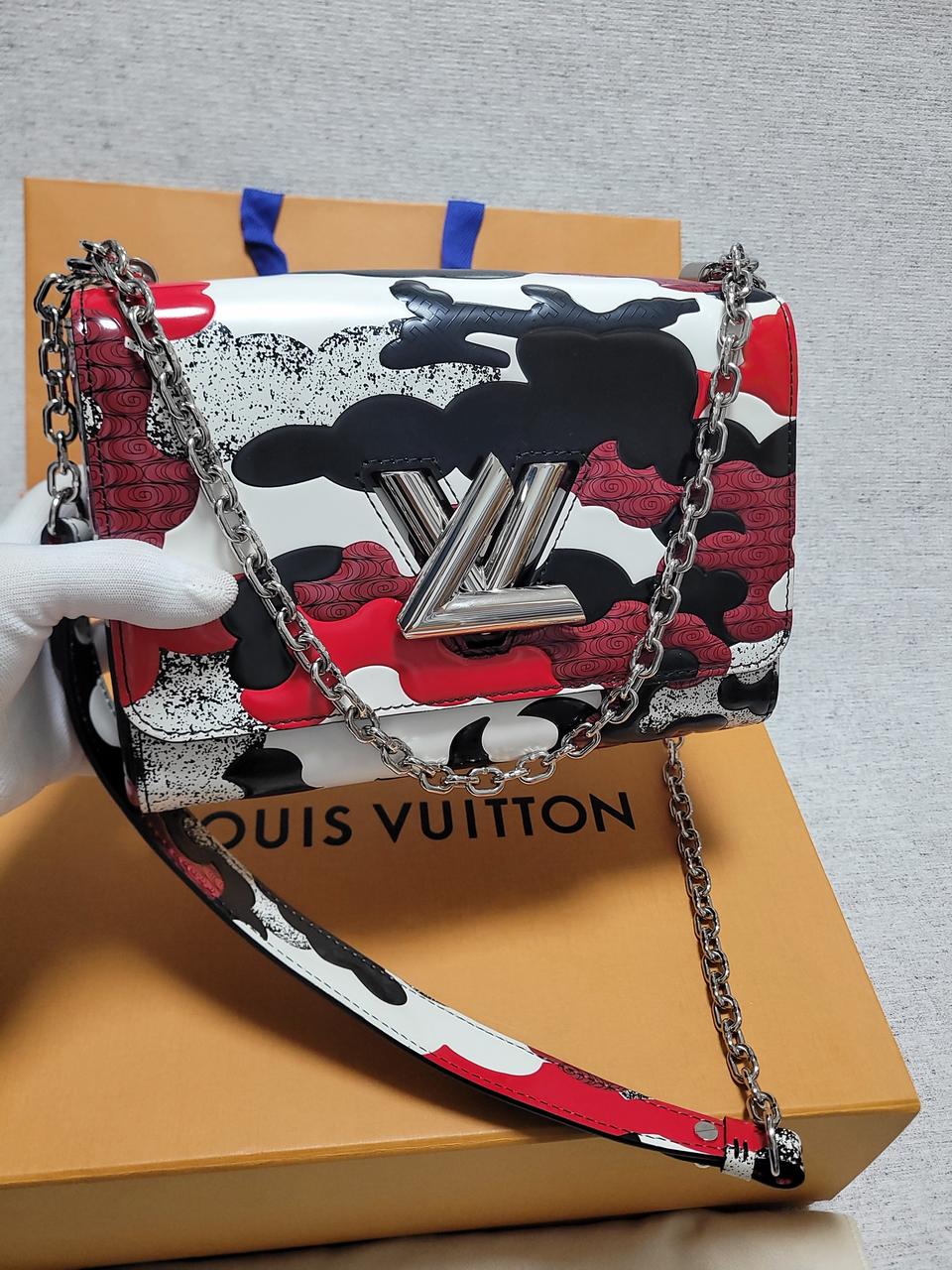 (국내유일 한정판 새상풍)루이비통 트위스트 MM 폴라주