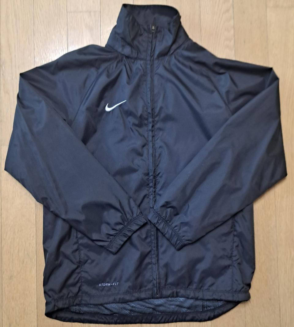 나이키 바람막이 44