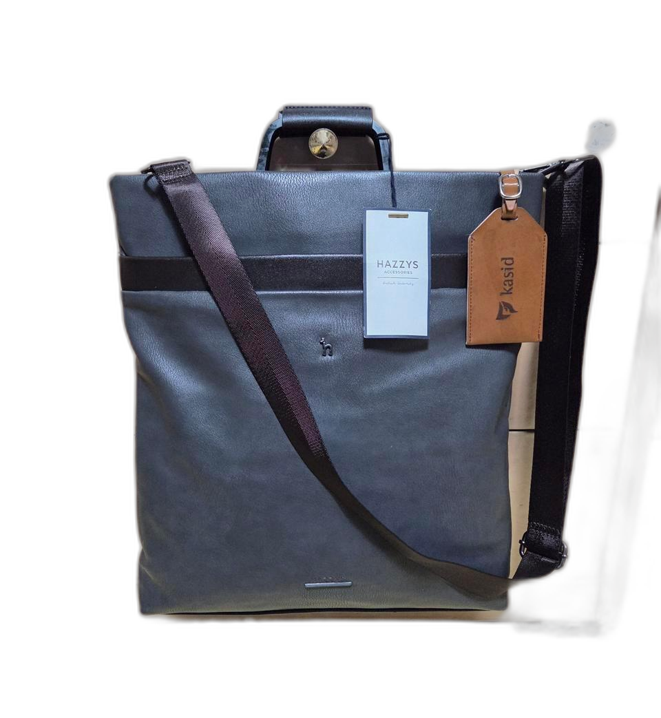 해지스 프라하 크로스 메신저백 거의새제품