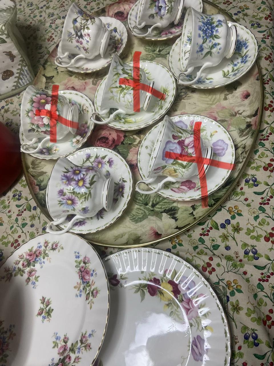 영국 로얄알버튼 커피잔