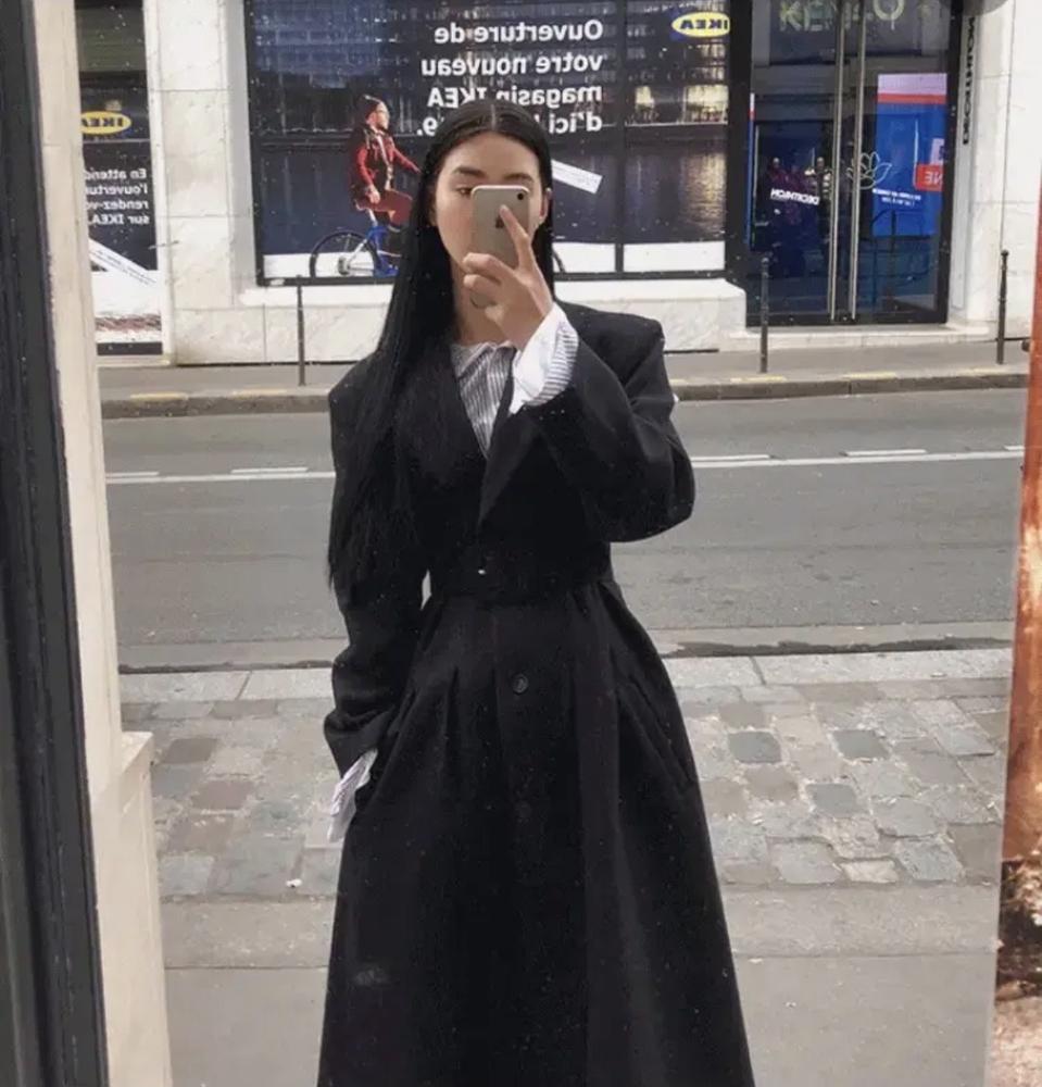 룩넌 블랙 벨트 롱코트