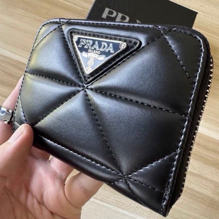 프라다뷰티 램스킨 카드지갑 동전지갑 풀박스