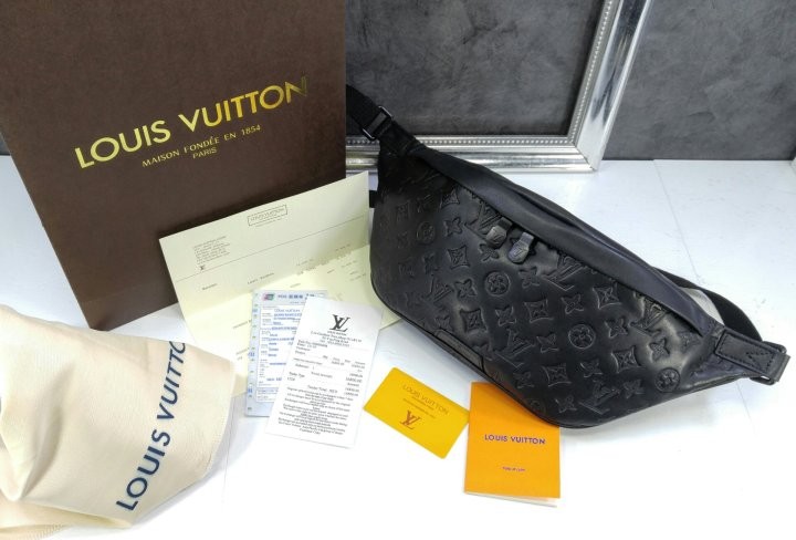 [새상품] 루이비통 디스커버리 범백