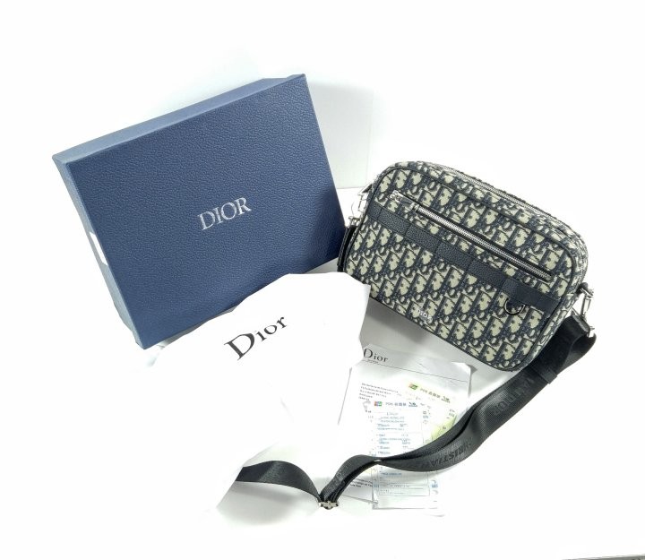 [새상품] 디올 사파리 맥시 메신저 백