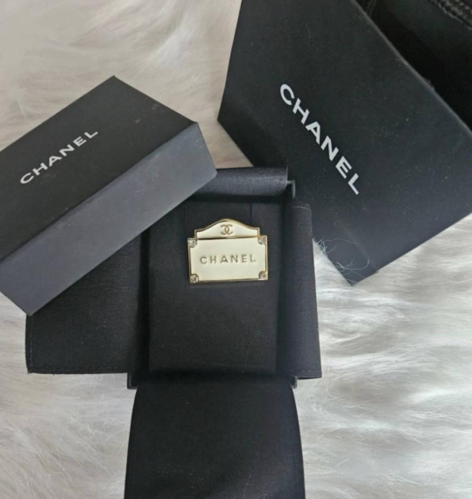 빈티지샤넬 브로치 스퀘어 미사용제품