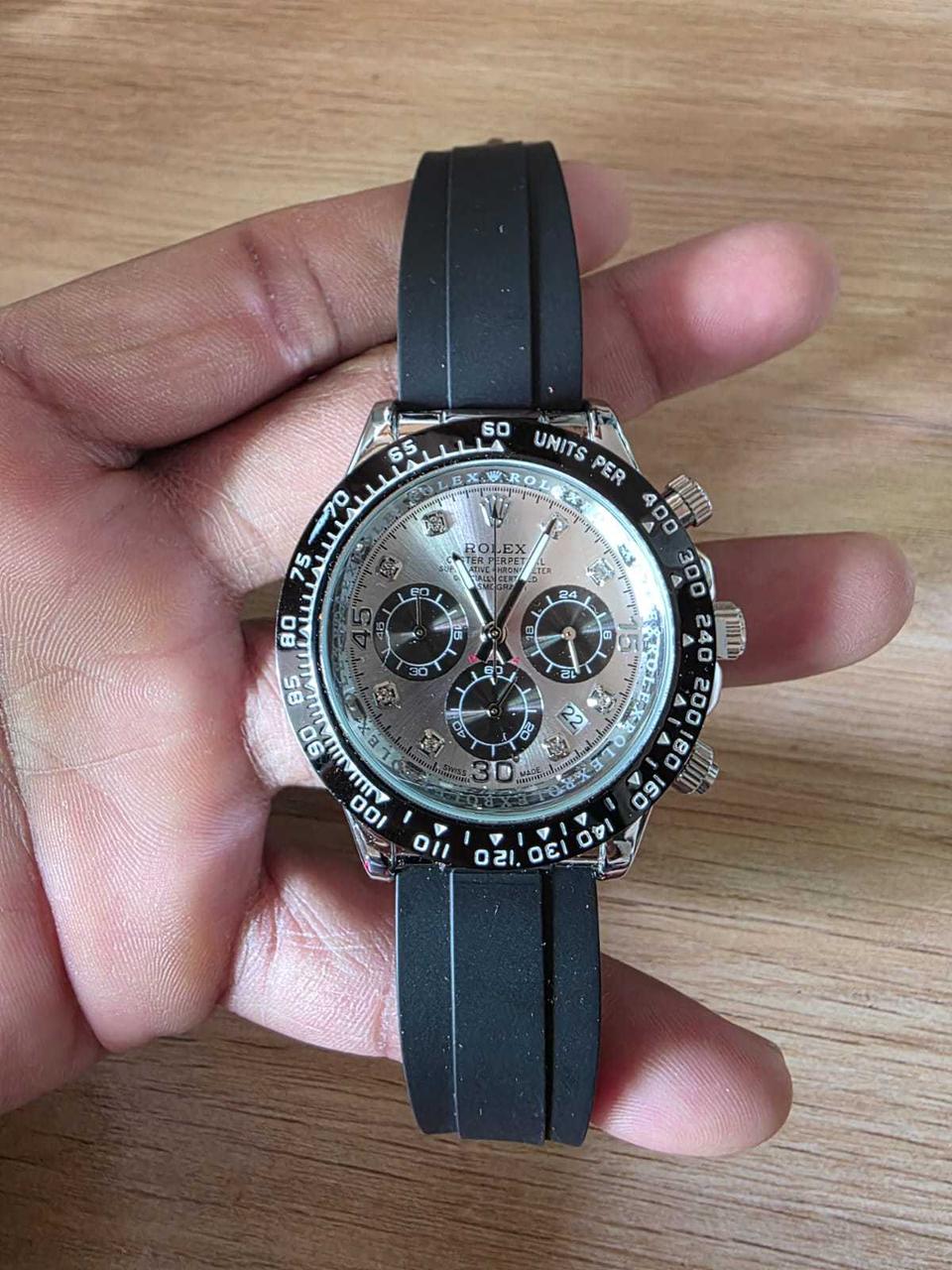 로렉스  쿼츠 시계 입니다
