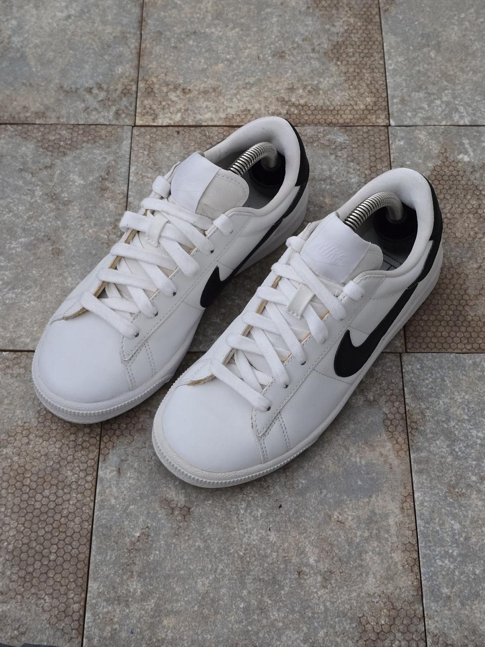 (230)나이키 코트 로얄 흰검 스니커즈 운동화