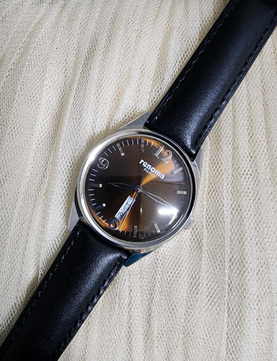 레노마 쿼츠 가죽 손목시계