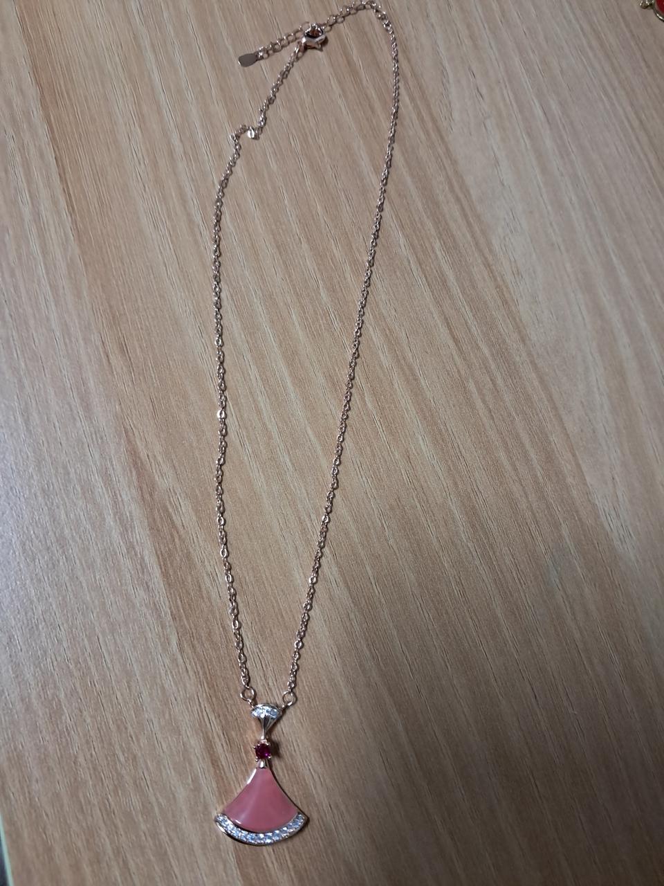 핑쿠 이쁜목걸이 새거