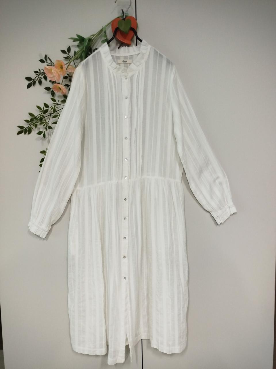 거의 새옷 흰색 레이스짜임 고급면원단 가슴 핀턱주름 롱 원피스