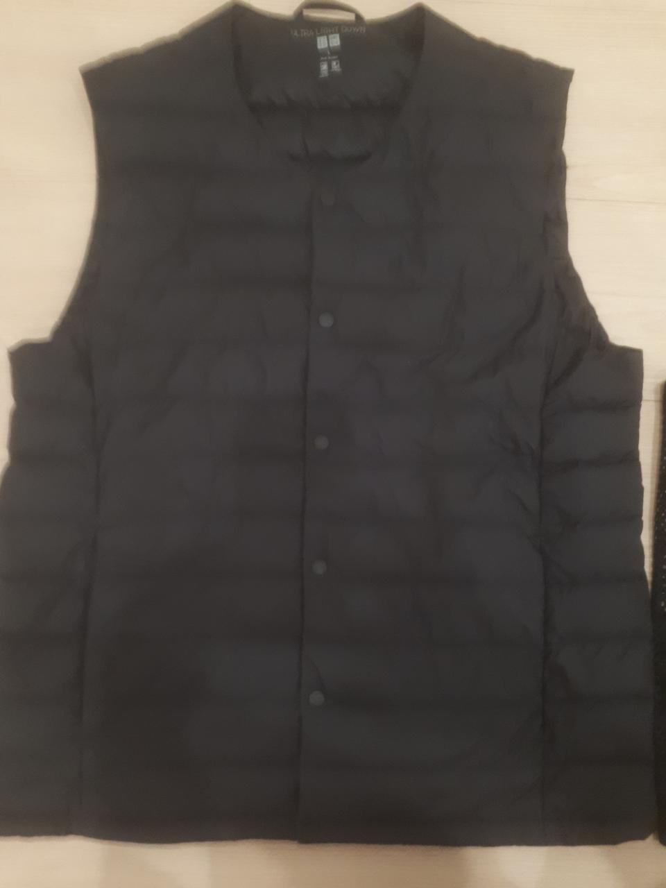 유니클로 덕다운 베스트